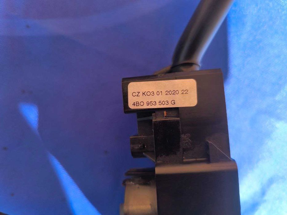 Підрульовий перемикач в зборі VAG 8L0953513G / 4B0953503G