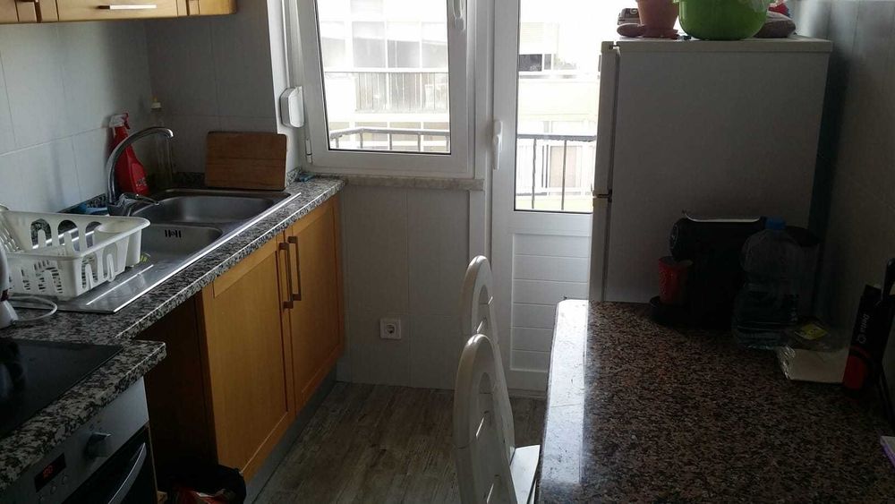 Quarto para arrendar