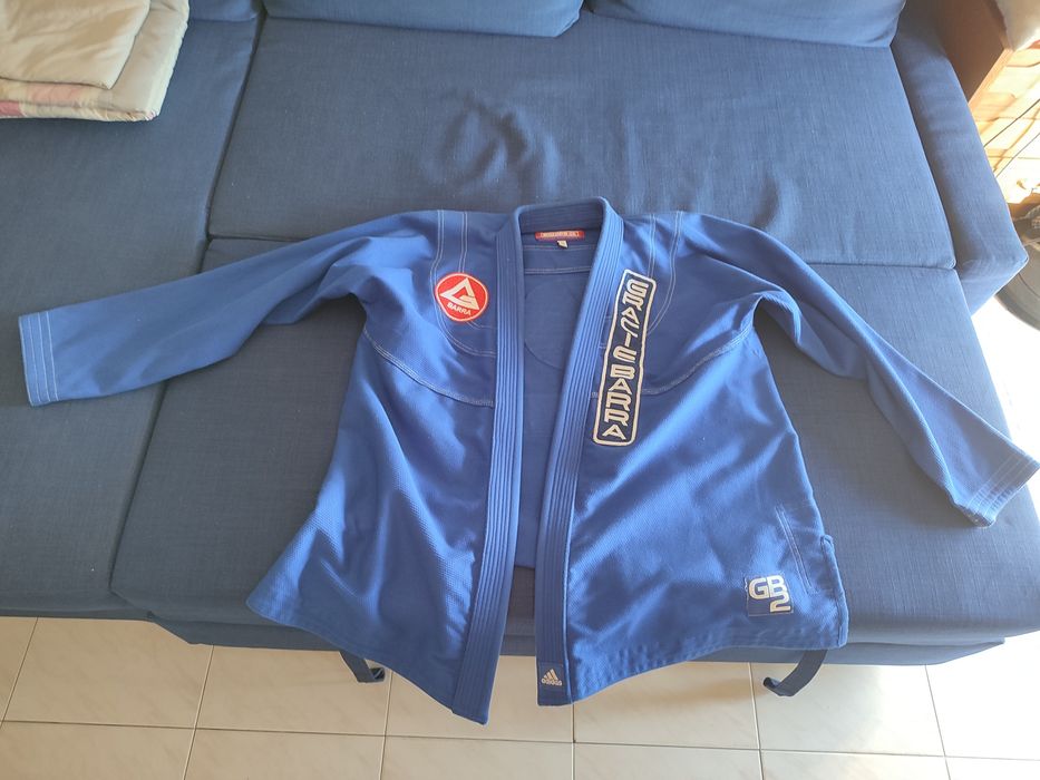 Kimono Gracie Barra A3 Adidas versão limitado
