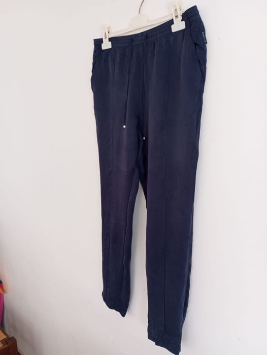 Calças Moncler Tamanho 42
