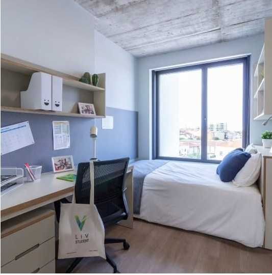 Quarto individual com casa de banho privativa Hospital São João