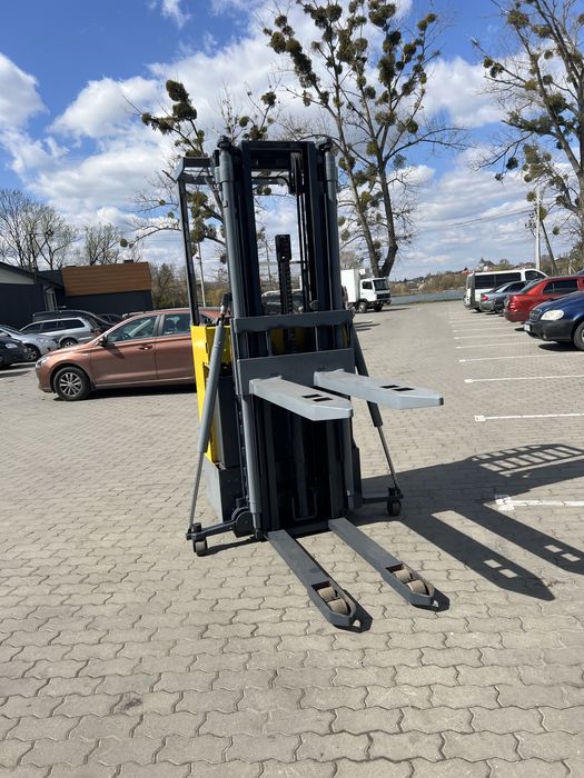 Atlet  AJN 13600 штабелер