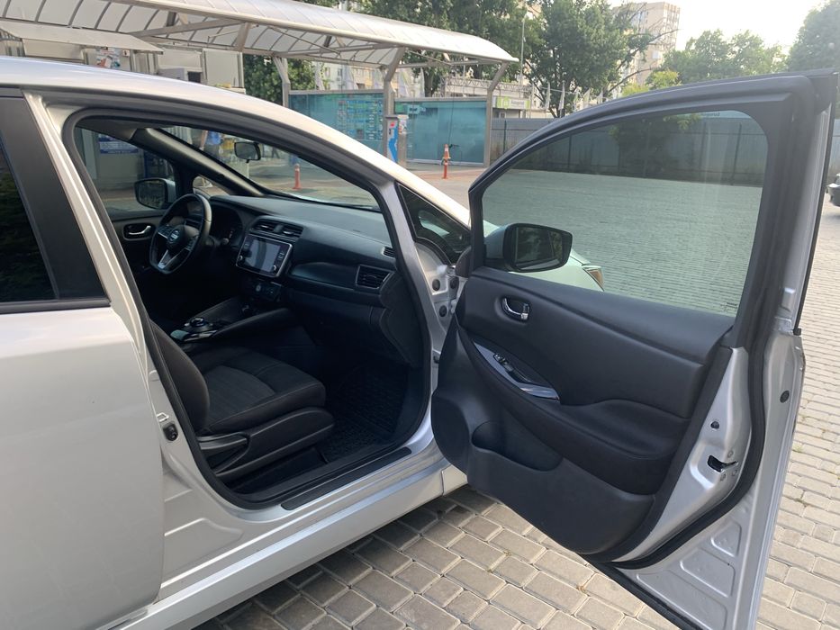 nissan leaf 2021 64kwh