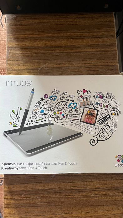 Wacom intuos pen and touch (cth-480 S)