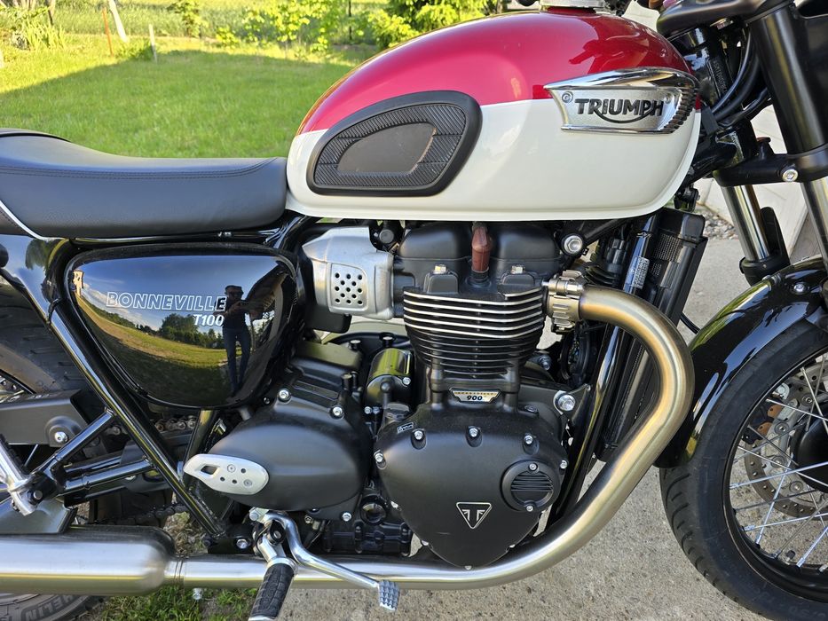 Triumph Bonneville T100  niski przebieg. ZADBANY
