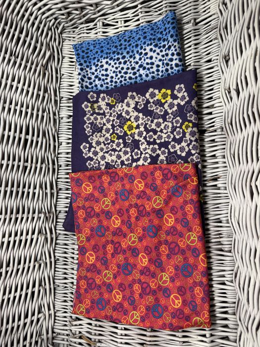 Zestaw 3 kolorowych kominów / chust typu Buff