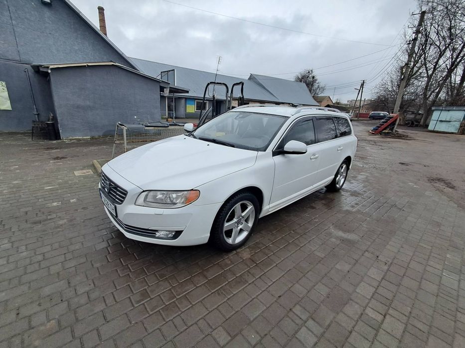 VOLVO V70 2012 VIN YV1BW84ABC1240658 фото оголошення 2 з 12