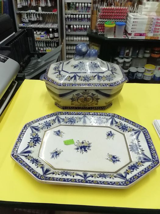 Terrina com travessa nova