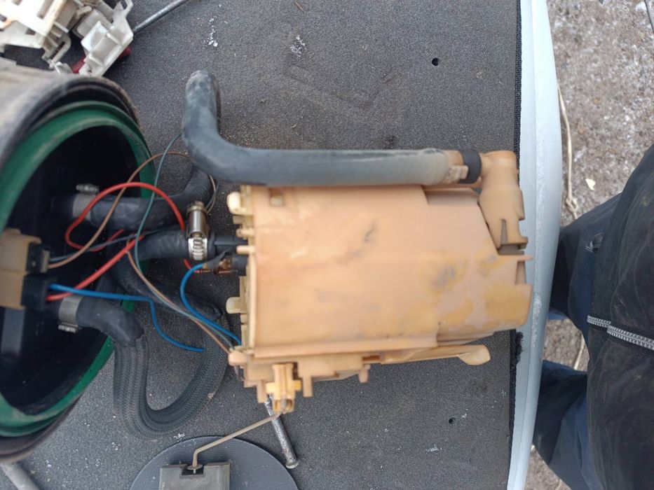 Бензонасос датчик рівня палива опель омега б opel omega b