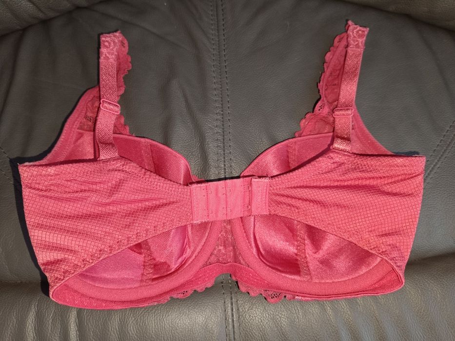 Biustonosz Change 65 H