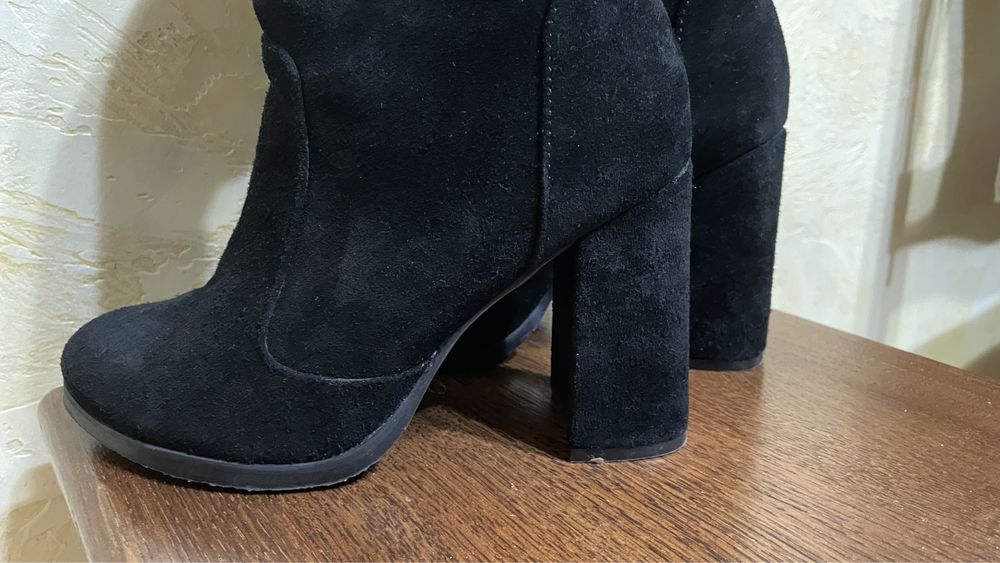 Сапожки сапоги чоботи ботинки на каблуку зима