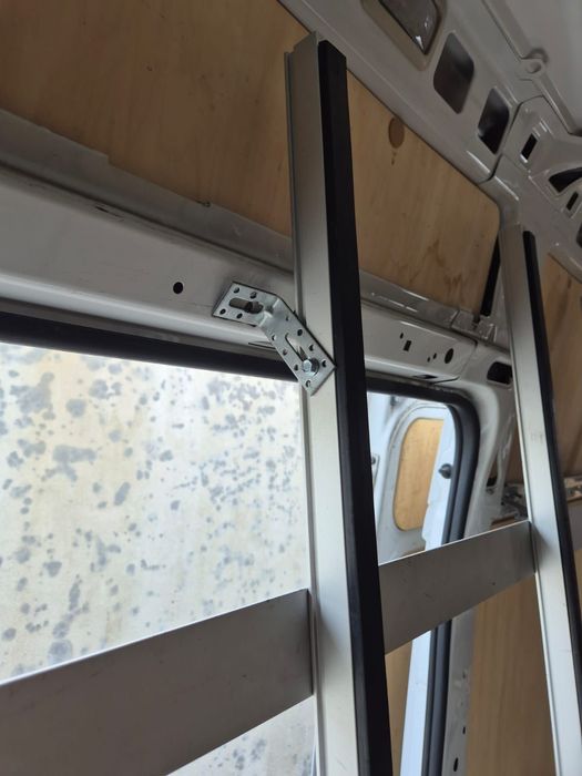 Cavalete porta-vidros de ALUMÍNIO p/ transporte no interior do veículo