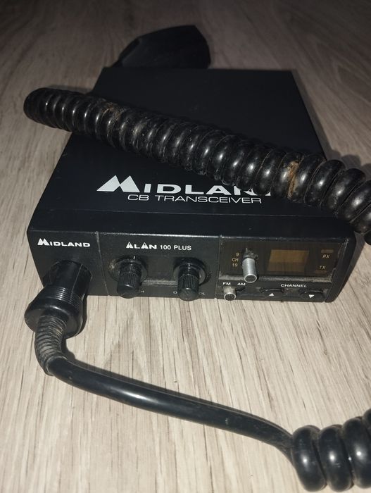 C. B   radio  Midland Alan