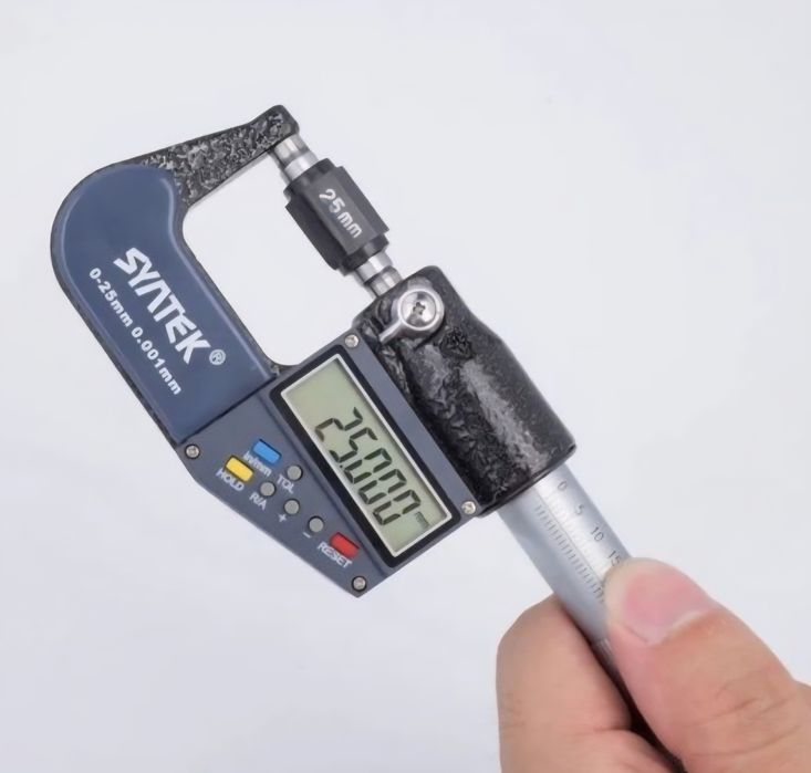 Микрометр профессиональный цифровой SYNTEK
