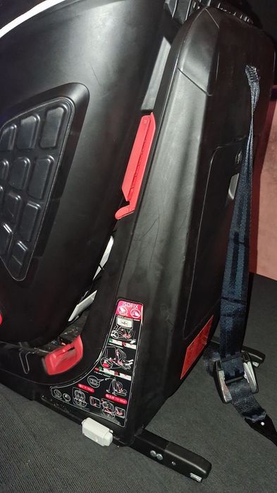 Cadeira Auto Chicco Akita Fix ISOFIX