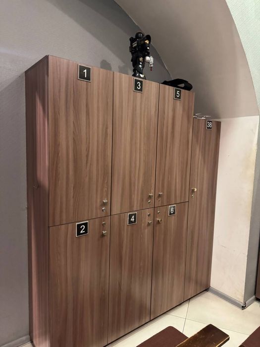 Секційні шафи для спортзалу