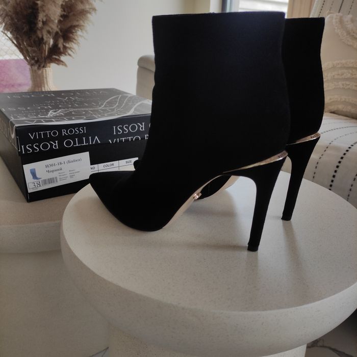 Продам ботильоны