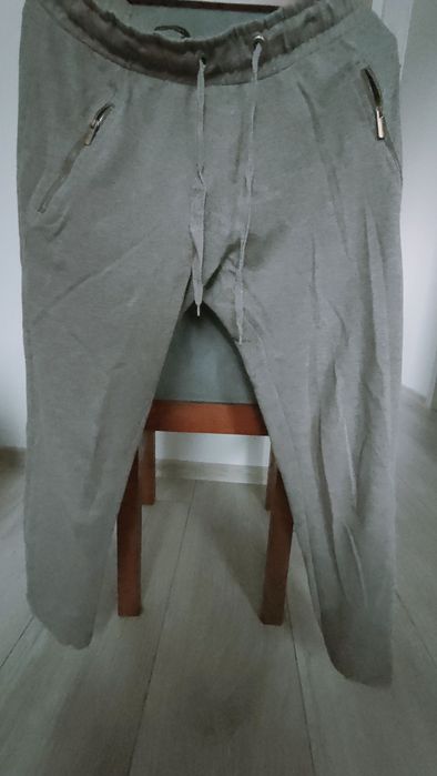 Dresy damskie. Rozmiar S/M