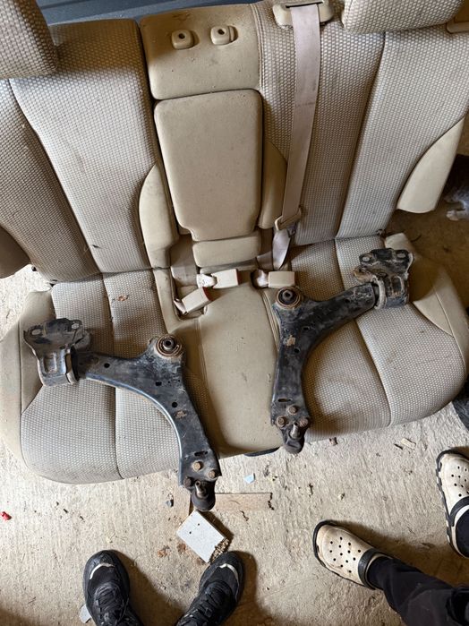 Речаги передні Land Rover Free Lander 2