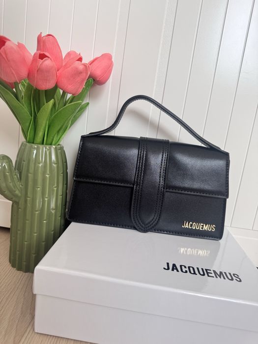 Сумочка Jacquemus