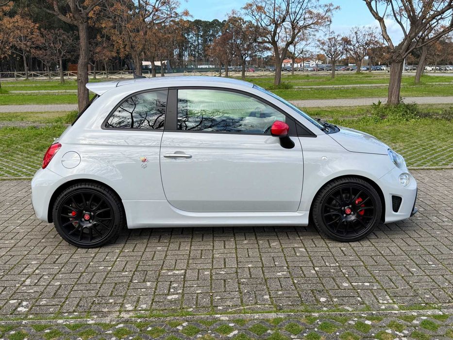Abarth 595 1.4 T-Jet Pista