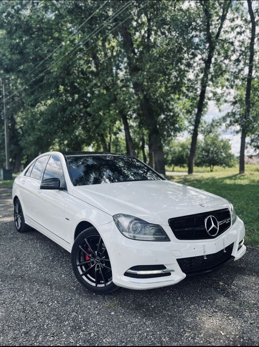Mercedes-benz c-klass w204