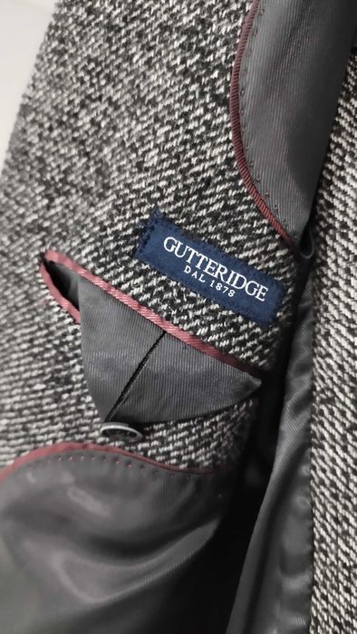 Sobretudo cinzento da Gutteridge - L