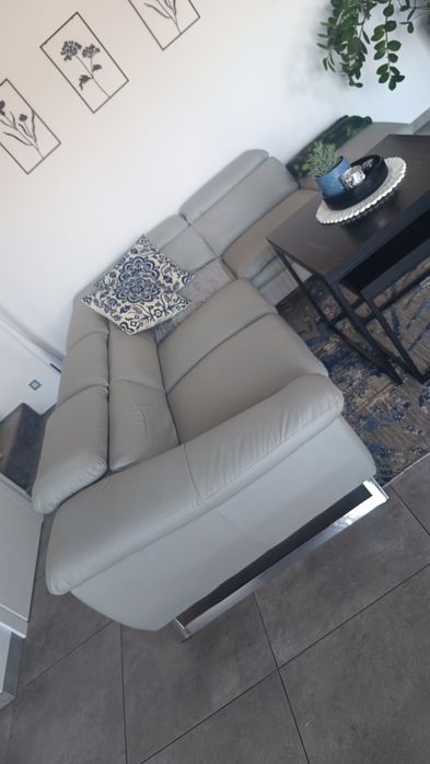 Rogówka . Narożnik  Do obicia