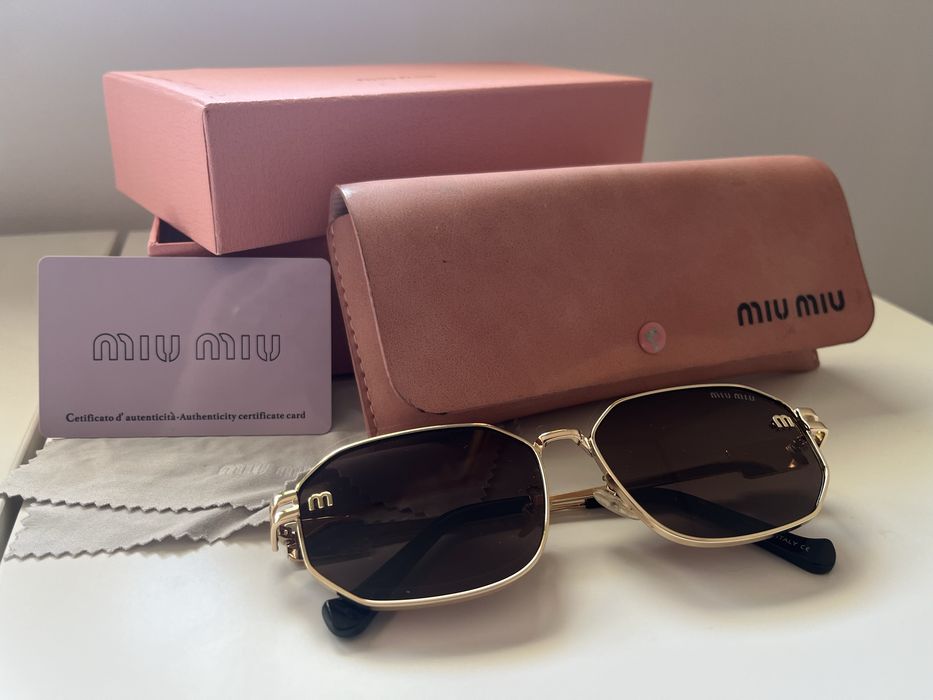 Oculos de sol Miu Miu