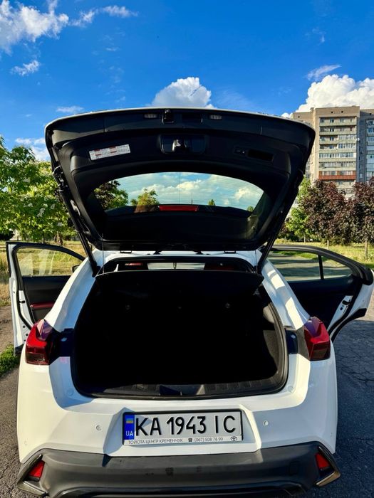 Продам Lexus ux
