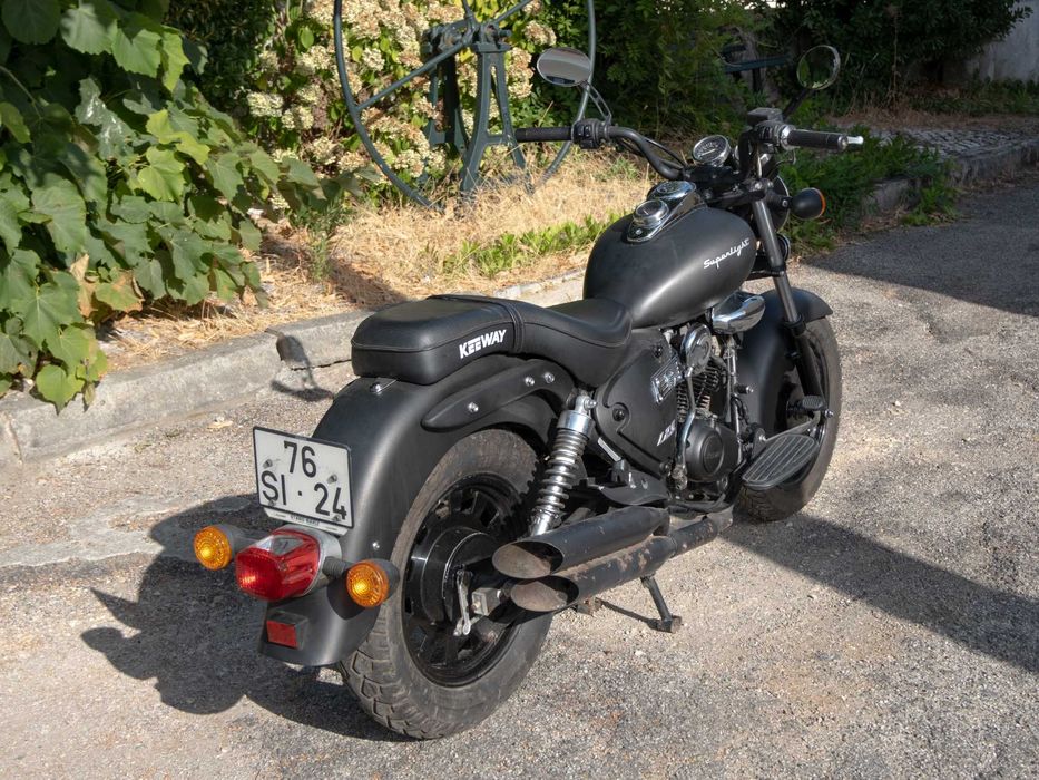 Keeway Superlight 125 — 2017 | 869km