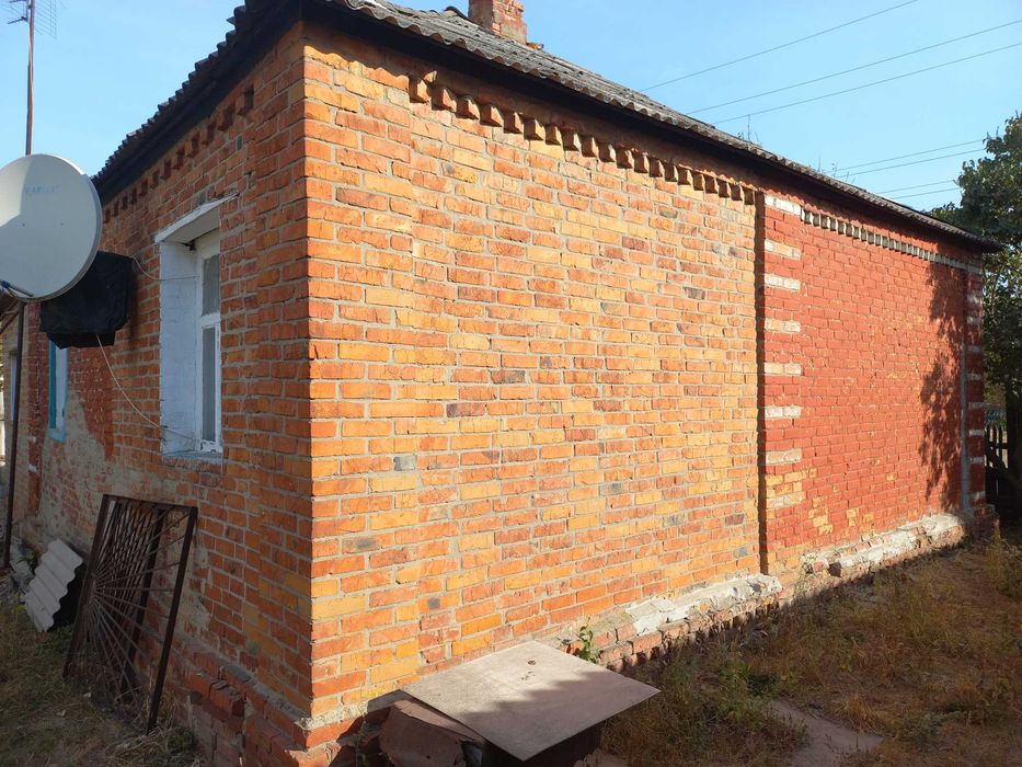 Продам дом с гаражом в Чугуеве (Башкировка)