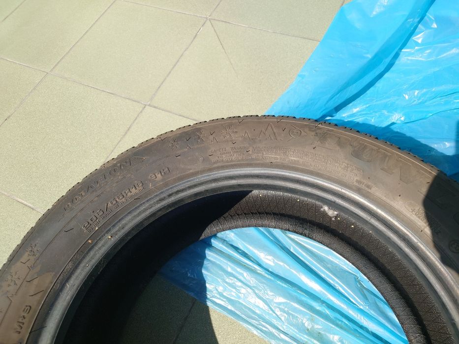 Opony Zimowe DUNLOP 205/55R16 DOT 2822