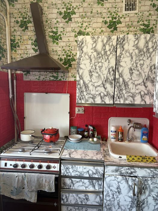 Продам квартиру двох кімнатну ,46 метрів квадратних