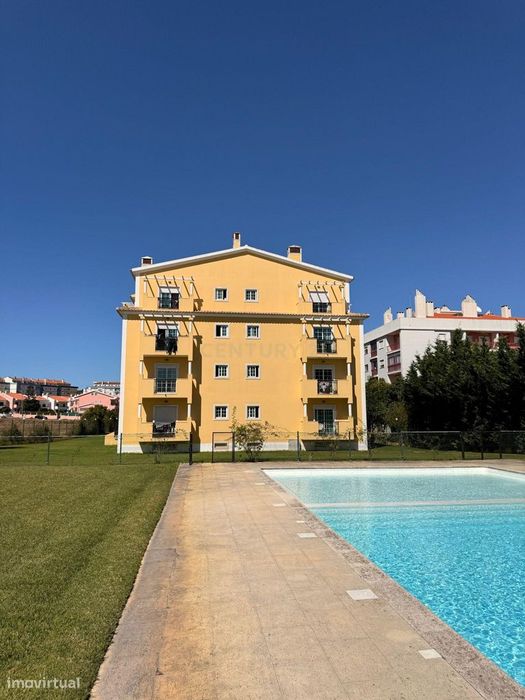 Apartamento T1 em Condomínio Privado | Algueirão - Mem-Martins