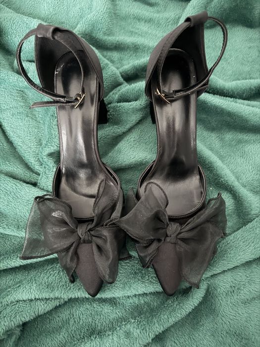 Buty na korku z kokardka