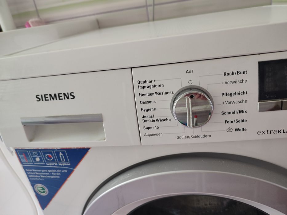 Пральна машина Siemens iq590