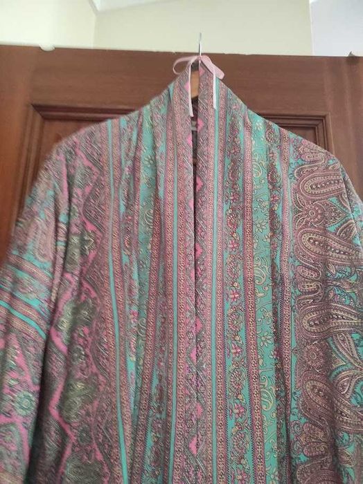 Vendo 2 kimonos lindos