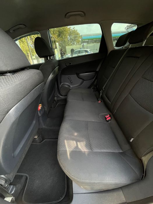 Hyundai i30cw FD FL 2010 1.6crdi 6ступ мех дизель