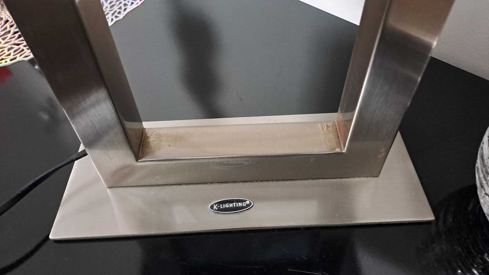 Candeeiro decorativo K - Ligthing e um outro da marca Inspire