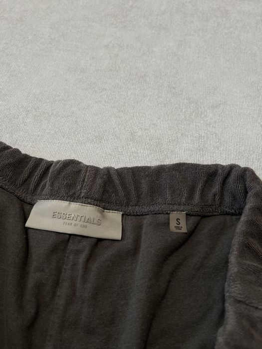 Шорты Essentials Велюровые