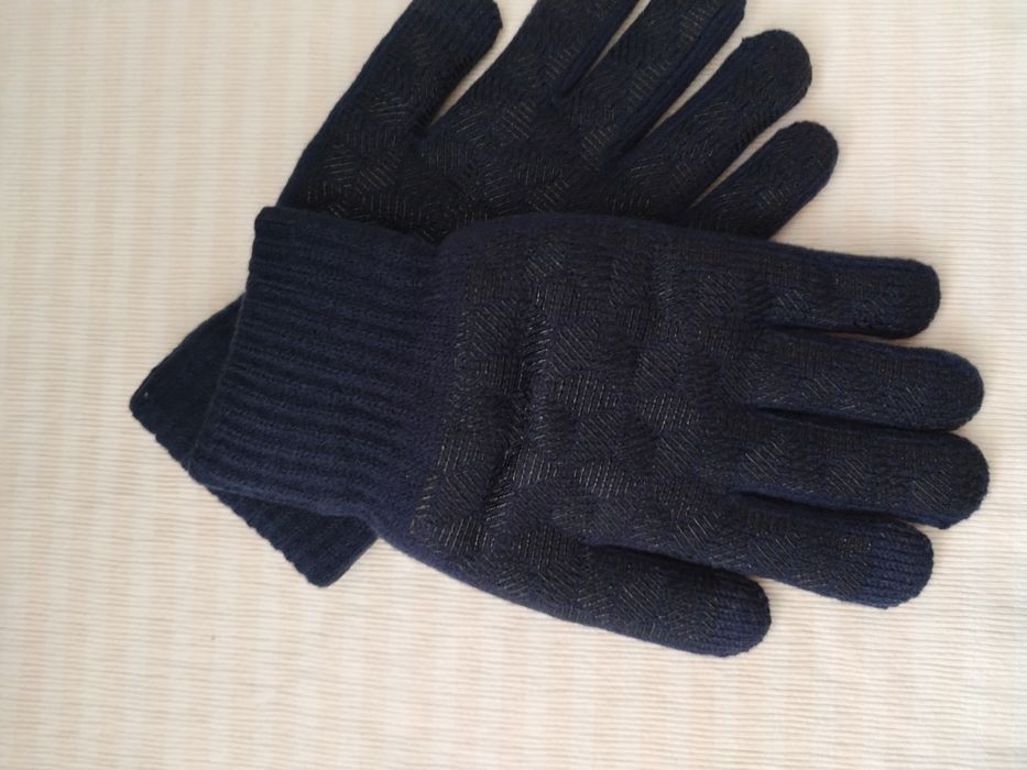 Nowe ciepłe trekkingowe rękawiczki Atarni idealne na zimę