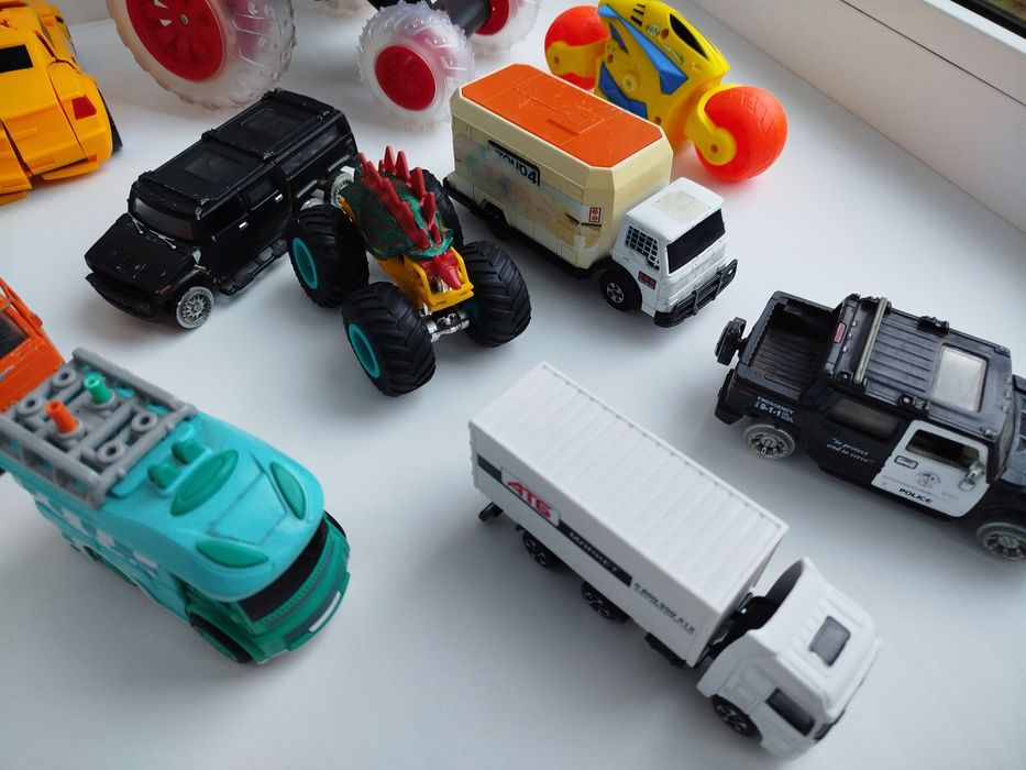 Дитячі машинки різні лот