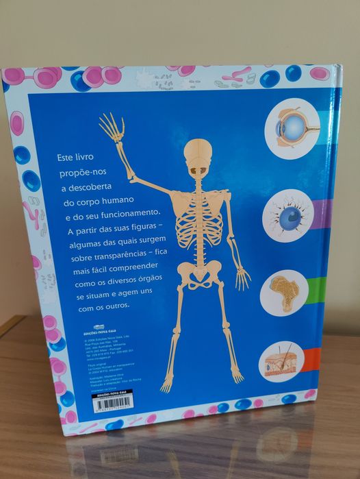 Livro cartonado O corpo humano em transparências