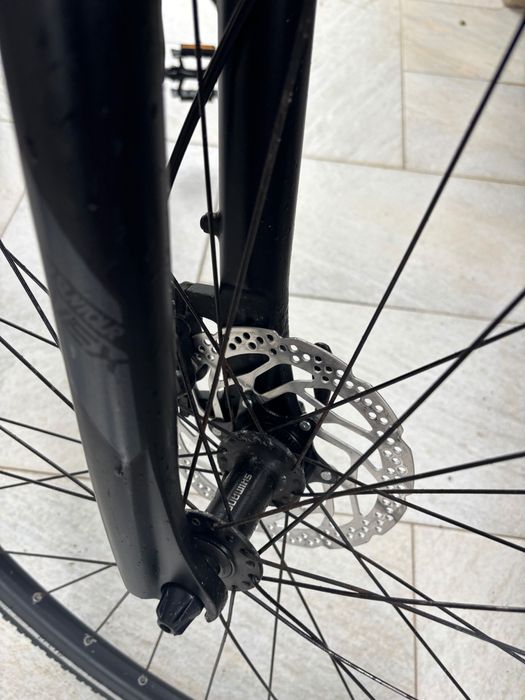 Bicicleta Superior Híbrida/Cross | Tamanho S | Shimano Altus | Travões de Disco | Revisão Completa