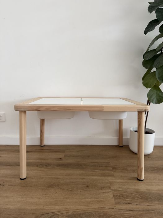 Mesa Ikea FLISAT