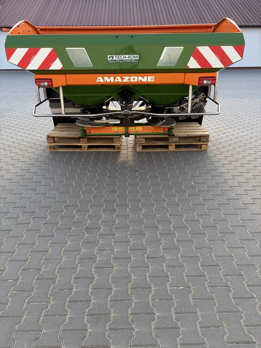Rozsiewacz nawozów Amazone ZA-V 2700 Control