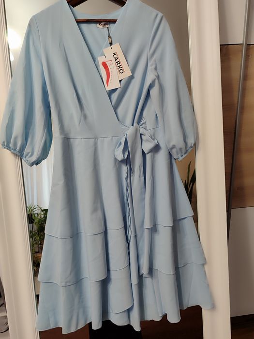 Sukienka w kolorze błękitnym