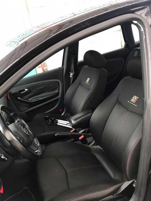 SEAT Ibiza 6L 1.4 (Kit Cupra)
Conta com 282 mil km.