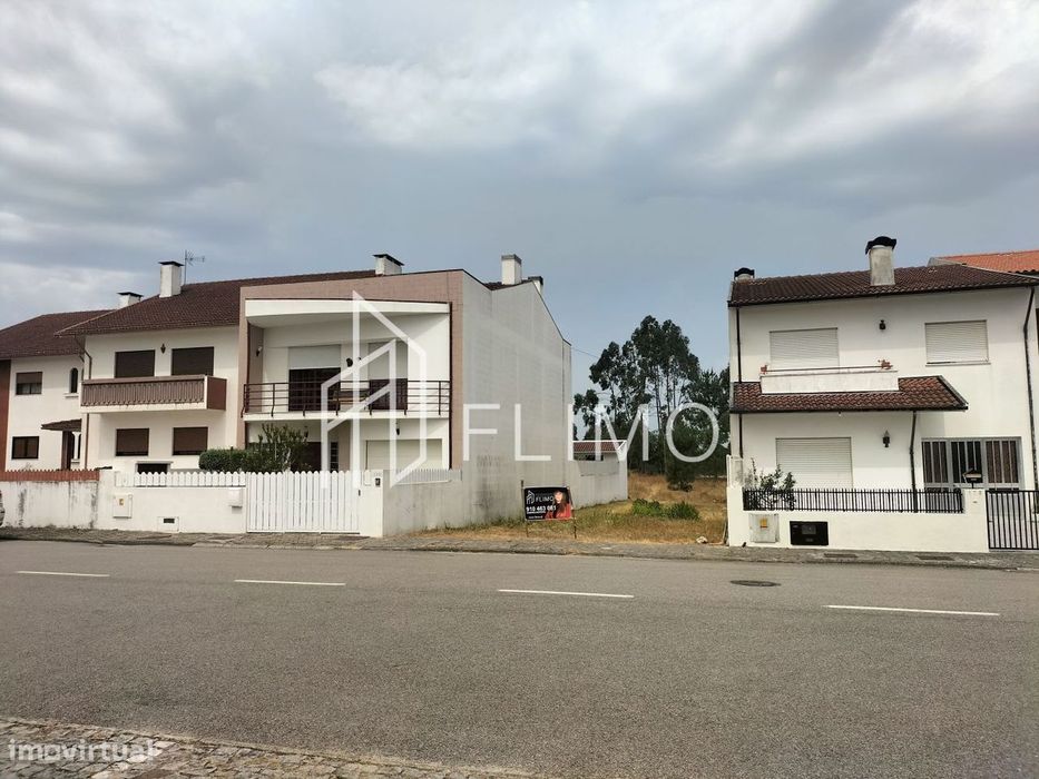 Terreno de construção de Moradia em Banda